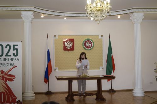 В Бавлах вручили паспорта: главный документ получили восемь несовершеннолетних бавлинцев