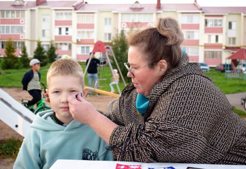 Праздник двора прошёл в Бавлах по улице Зиновьева