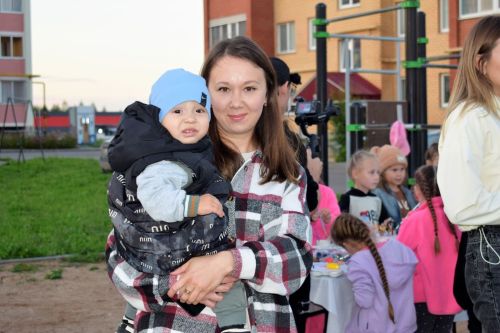 Праздник двора прошёл в Бавлах по улице Зиновьева