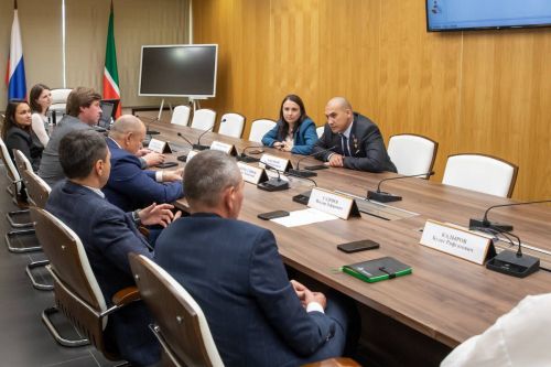 Расим Баксиков прошёл стажировку в минспорта РТ
