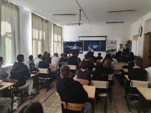 В Бавлинском аграрном колледже прошла беседа по безопасности дорожного движения