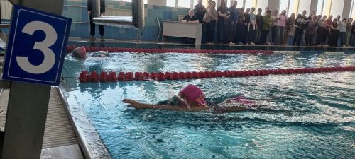 Жаркие заплывы в морозный день в Бавлинском районе