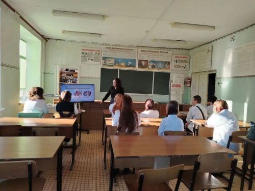 Студенты Бавлинского политехнического техникума обсудили, что значит быть лидером