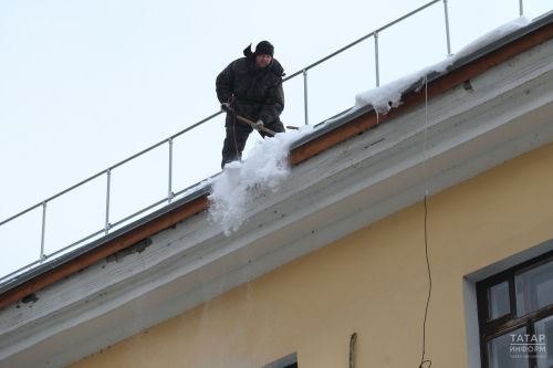 В Бавлинском районе усилен контроль за очисткой крыш