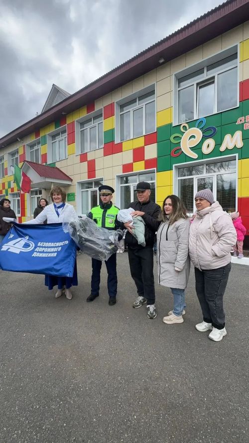 В бавлинском детском саду прошла акция «Ребёнок – главный пассажир»