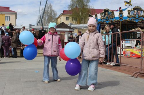 Бавлинцы отмечают праздник Весны и Труда