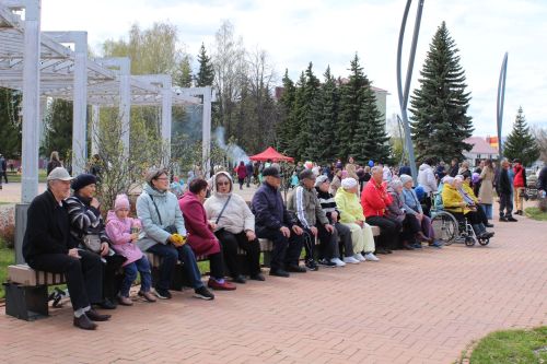 Бавлинцы отмечают праздник Весны и Труда