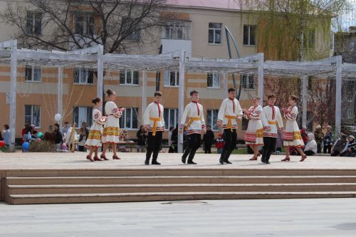 Бавлинцы отмечают праздник Весны и Труда