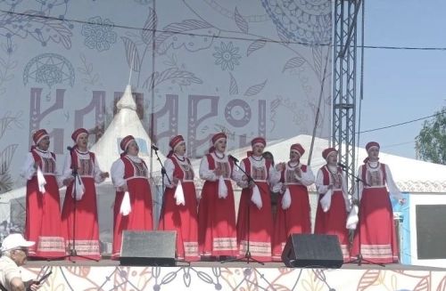 Бавлинцы выступили на русском народном празднике «Каравон»