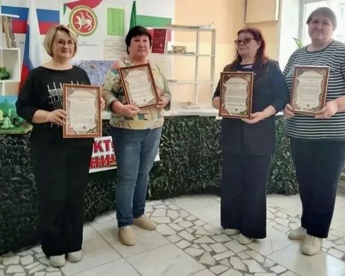 Бавлинским волонтёрам вручают благодарности за поддержку бойцов