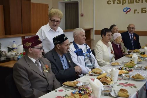 Встреча с ветеранами и детьми войны прошла в центре общения старшего поколения Бавлов