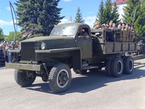 Парад Победы в Бавлах: память, гордость, единство