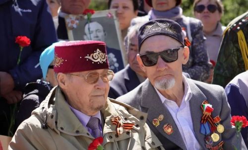 В Бавлах прошёл торжественный митинг