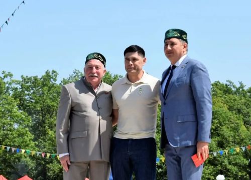 Поздравляем с днём рождения!