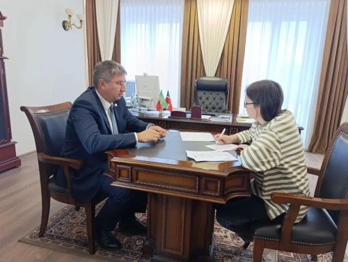 Глава Бавлинского района  выписал местную газету трём многодетным семьям