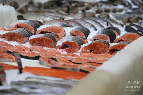 227 молодых людей из Татарстана трудятся рыбообработчиками на Камчатке