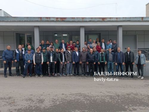 Бавлы встретили хоккейных легенд