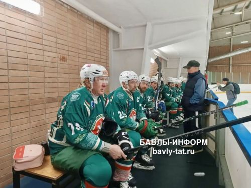 Ветераны «Ак Барса» сыграли со сборной Бавлинского района