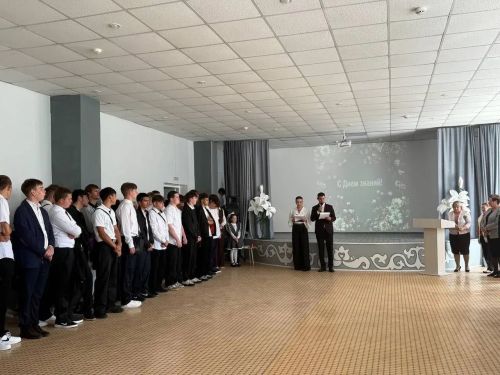 Торжественная линейка прошла в Бавлинском политехническом техникуме