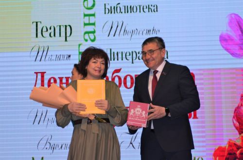 Праздничный концерт в честь работников культуры
