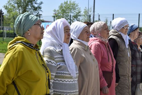 В школе села Кзыл-Яр провели большой концерт