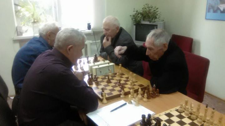 В Бавлах прошел турнир по шахматам среди ветеранов
