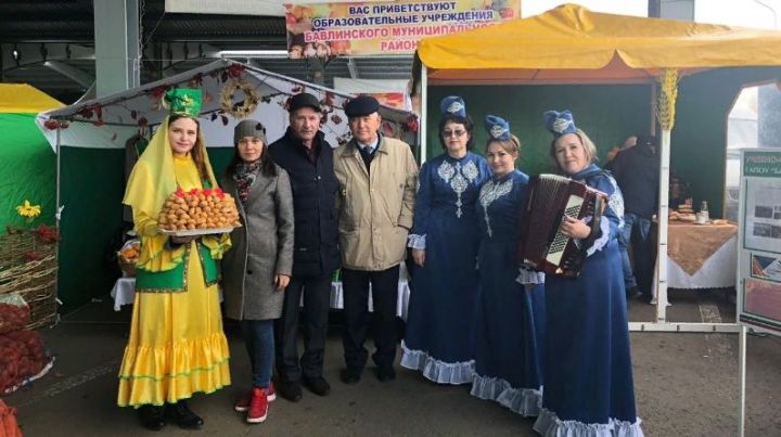 Бавлинцы приняли участие в сельскохозяйственной ярмарке в Казани