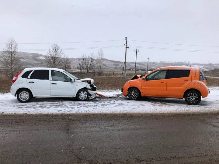 Снег и алкоголь: в Бавлах произошла авария с участием местной жительницы