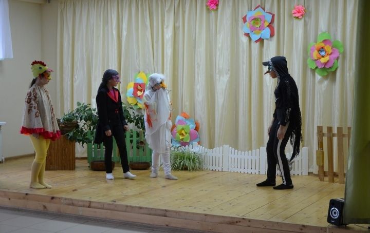 В Бавлинском районе выступают детские театральные коллективы