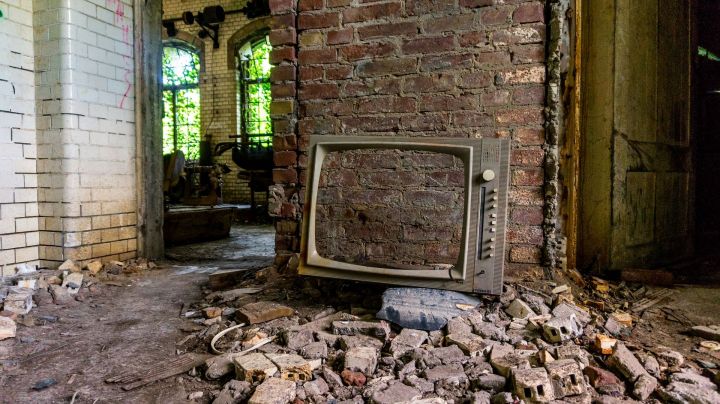 У жителя Татарстана взорвался телевизор, что привело к пожару