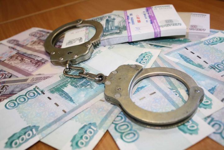 Экс-глава Бугульмы, депутат Госсовета РТ задержан по подозрению в получении взятки в 2,7 млн. рублей