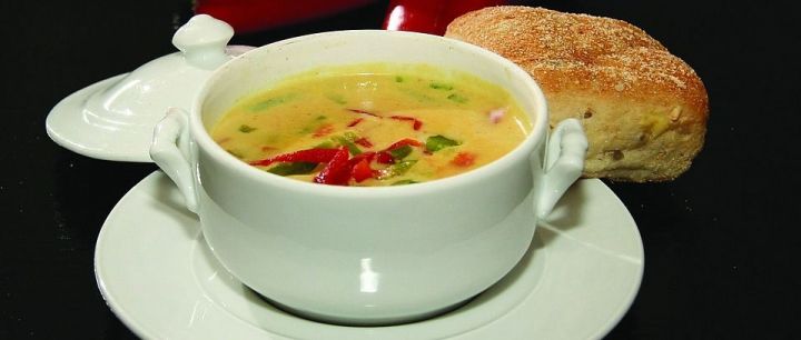 Медики назвали самые полезные и самые вредные российские супы