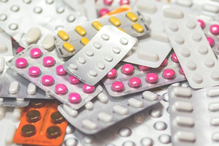 В Госдуму внесли законопроект о борьбе с «аптечной наркоманией»