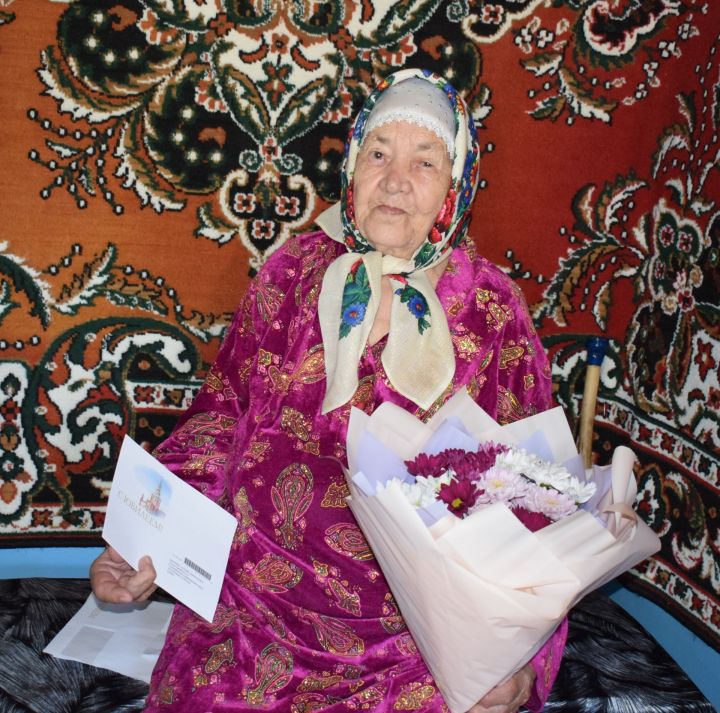 Бавлинская долгожительница: "Желаю всем, чтобы не было войны"
