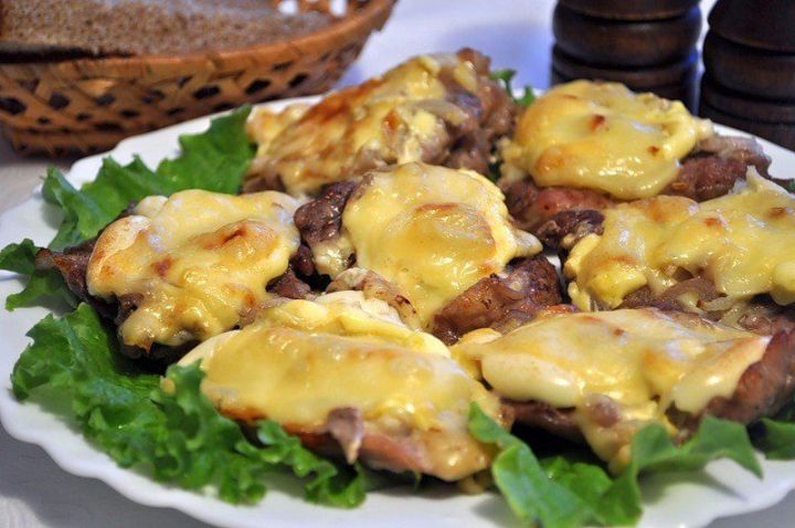 Вкусный рецепт для бавлинских хозяек:  говядина с сыром в сметане
