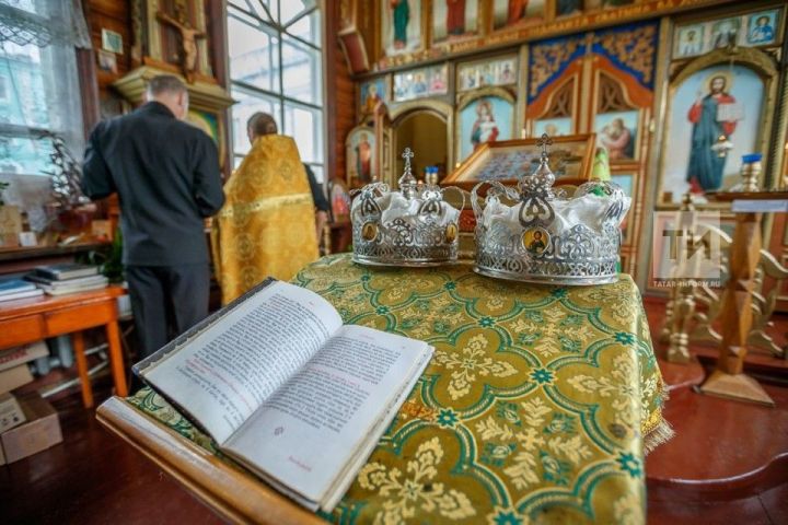 Любовь строгого режима: как осужденные в Татарстане женятся, венчаются и читают никах за решеткой