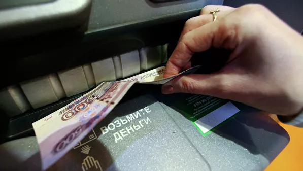 Россиянам разрешат выкупать свои долги у банков, пишут СМИ