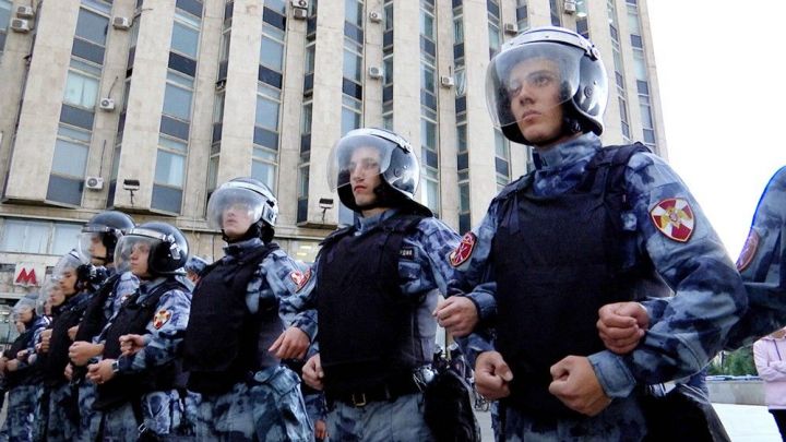 Политолог прокомментировал несанкционированный митинг в Москве