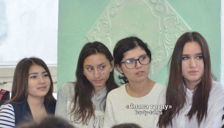 В Бавлах студентам агроколледжа рассказали об истории ТАССР