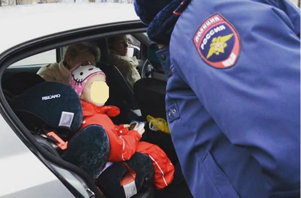 ГИБДД предупреждает: прежде чем отправиться с ребенком на машине, побеспокойтесь о его безопасности
