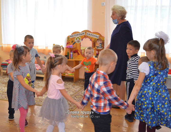 Татар Кандызы авылында туган телгә мәхәббәт балалар бакчасыннан ук бирелә
