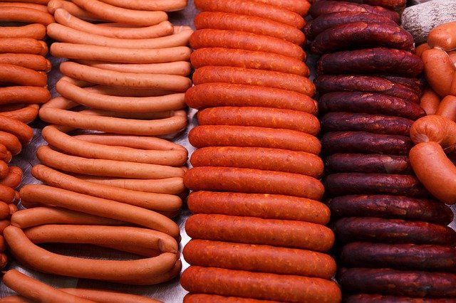 Гастроэнтеролог: колбаса очень опасна для здоровья