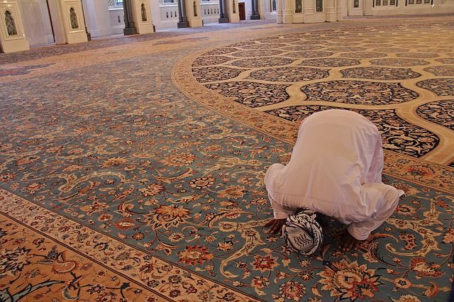 Жителей РТ старше 65 лет попросили не ходить в мечети​