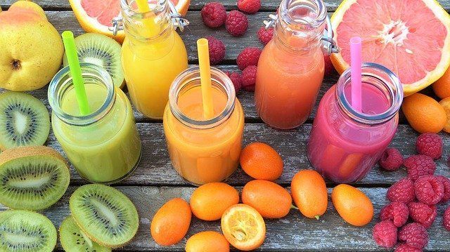 Диетолог предостерегла больных сахарным диабетом от употребления фруктовых соков