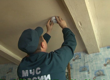 В Татарстане успешно реализуется программа по установке пожарных извещателей в домах
