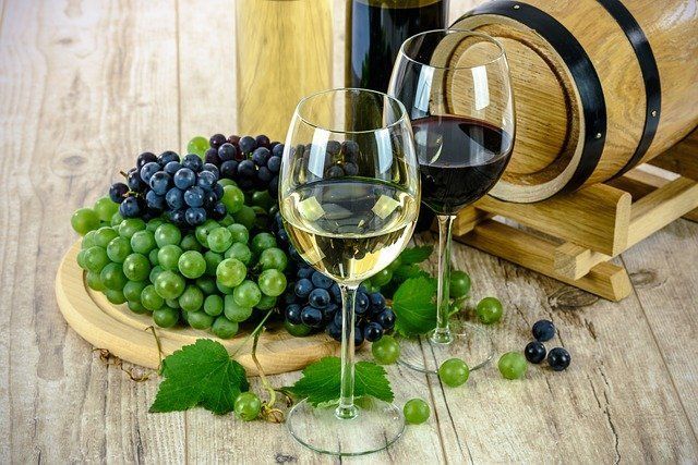 Красное или белое – какое вино полезнее?