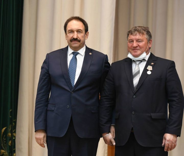 Руководитель района Татарстана досрочно сложил свои полномочия