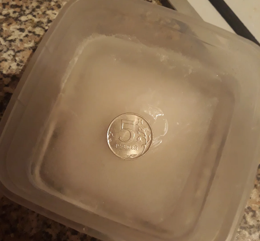 Не забудьте положить монетку в морозилку, когда уезжаете из дома
