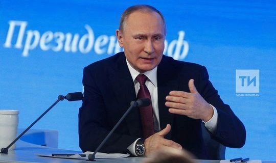 Владимир Путин предложил повысить отпускные медикам
