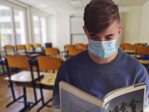 Школы закрываются на карантин по коронавирусу в одном из регионов России
